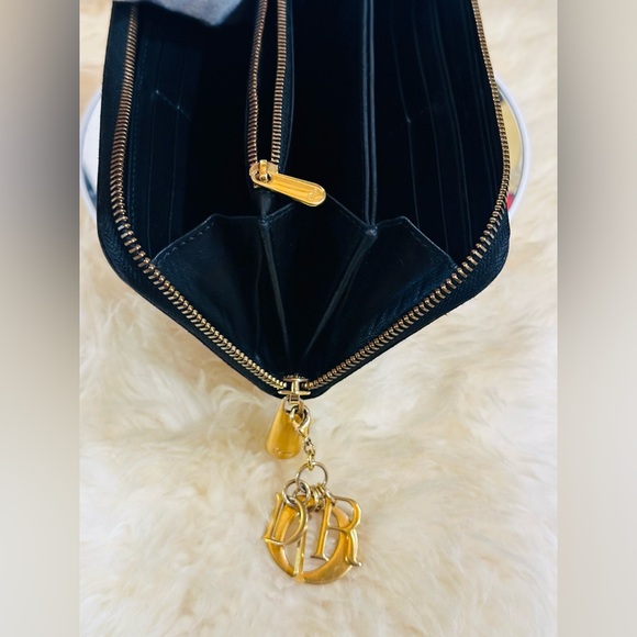 πCHRISTIAN DIOR STUDS Long Zippy Wallet w/Dior Charm & Box - Picture 5 of 12
